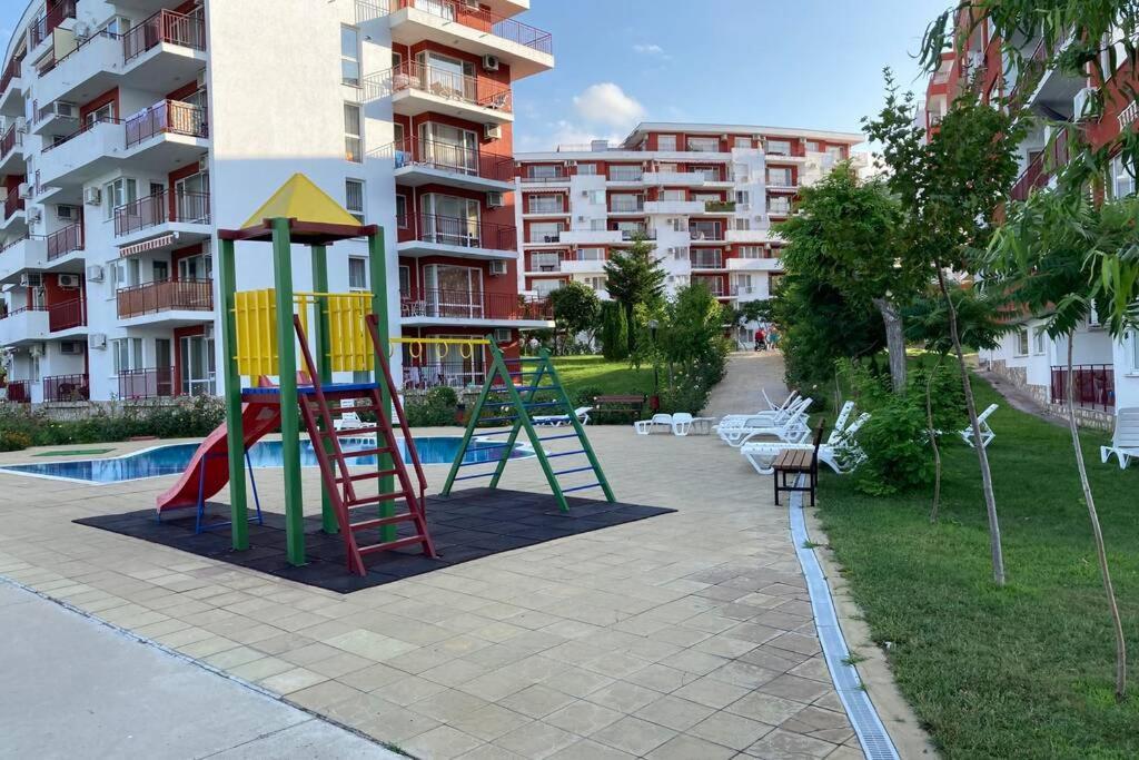 Marina View Fort Beach Studio Sveti Vlas Buitenkant foto